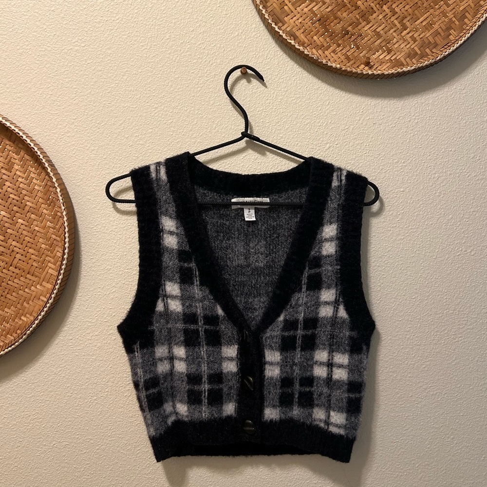 Checkered sweater vest